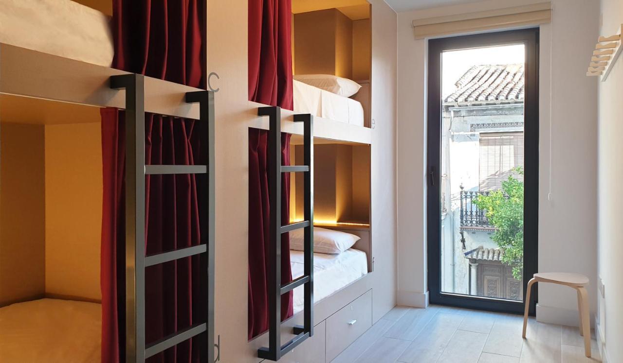 Broz Hostel Granada Eksteriør bilde