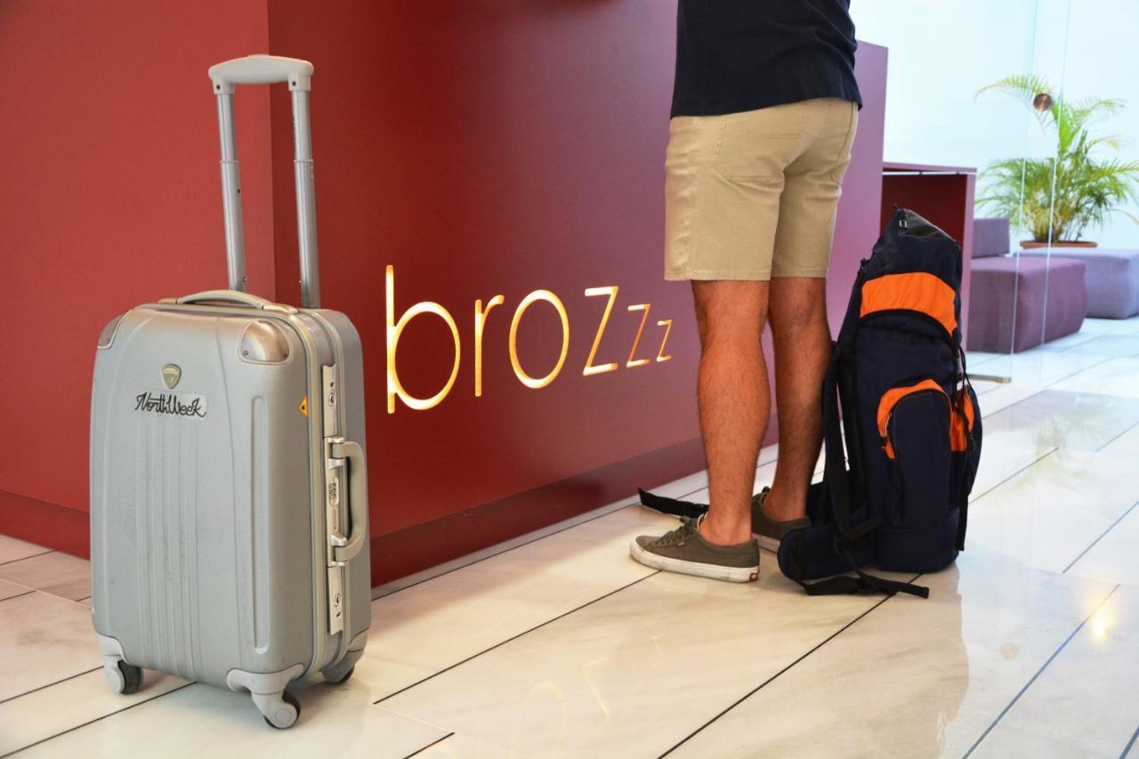 Broz Hostel Granada Eksteriør bilde