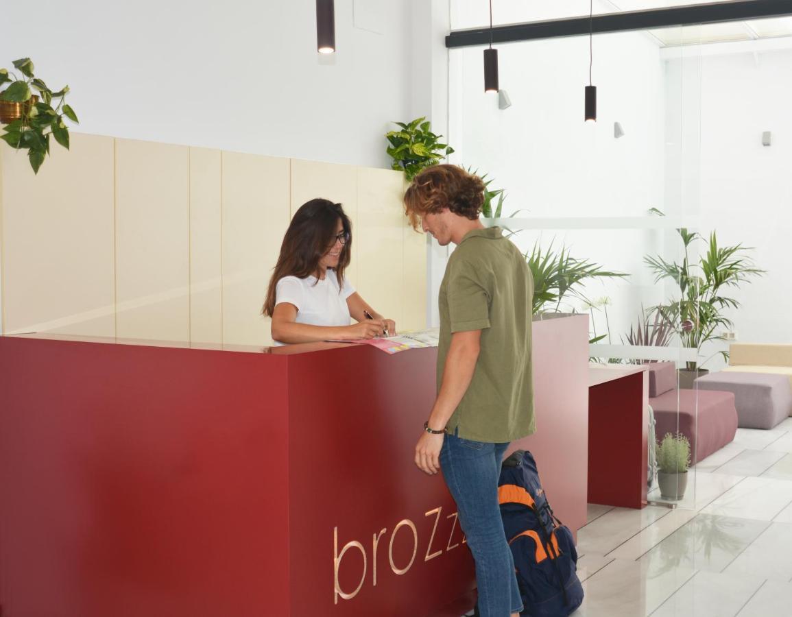 Broz Hostel Granada Eksteriør bilde